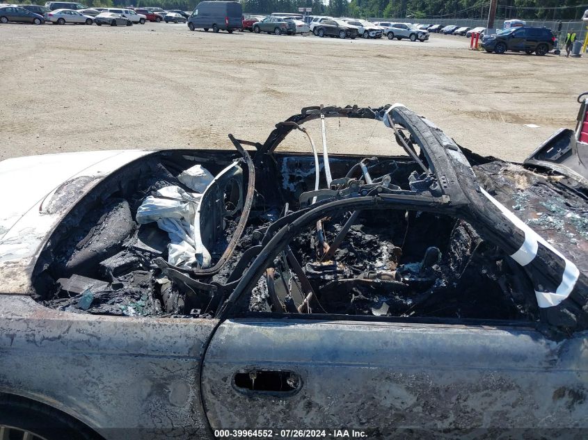 2003 Ford Thunderbird VIN: 1FAHP60A13Y106737 Lot: 39964552