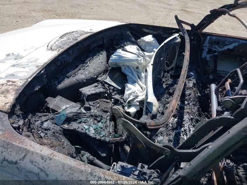 2003 Ford Thunderbird VIN: 1FAHP60A13Y106737 Lot: 39964552