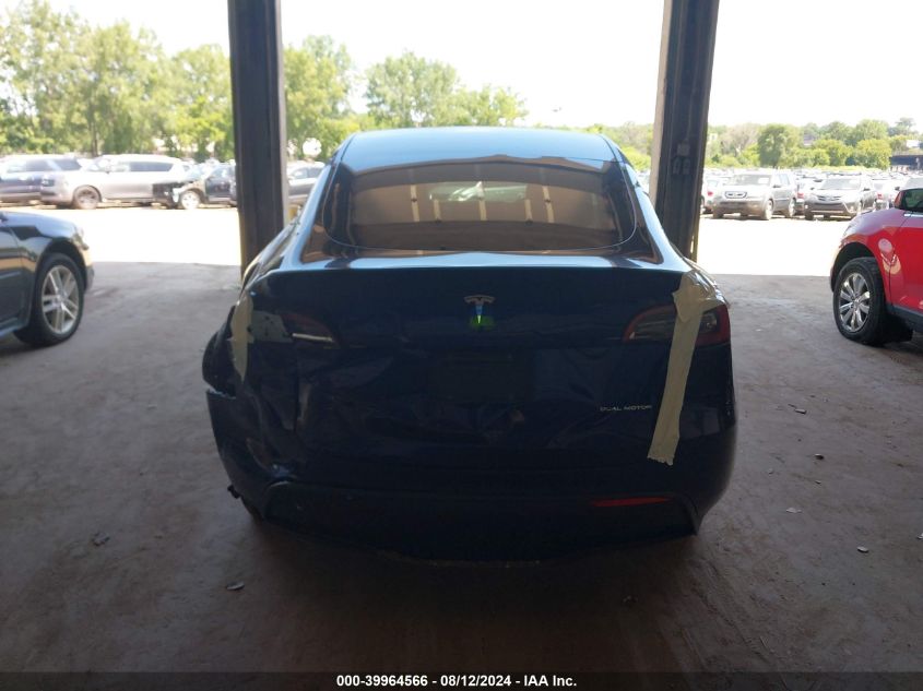 2022 Tesla Model Y VIN: 7SAYGAEE6NF524256 Lot: 64983634