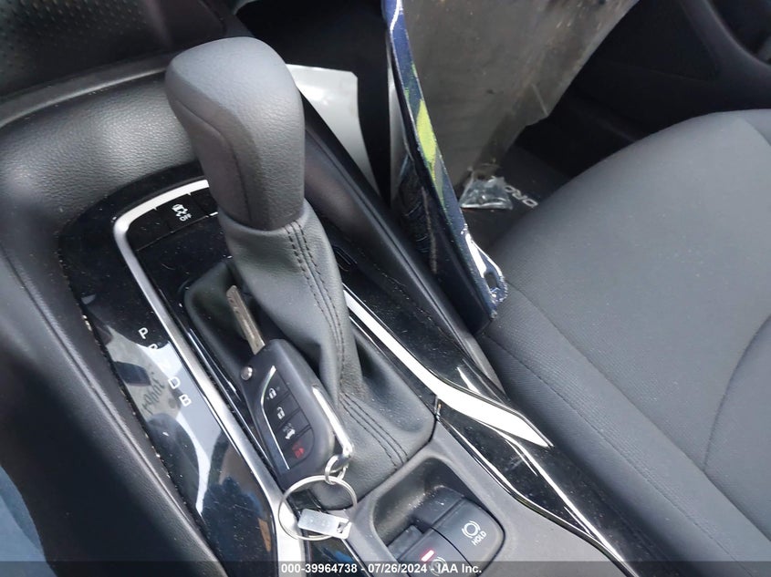 2021 TOYOTA COROLLA LE - 5YFEPMAE5MP226811