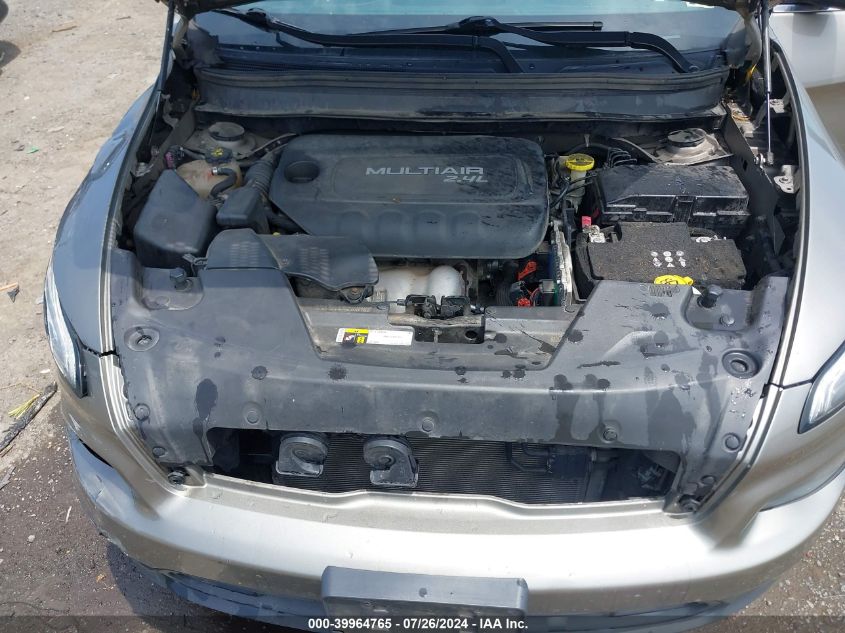 2017 Jeep Cherokee Latitude 4X4 VIN: 1C4PJMCBXHW537399 Lot: 39964765