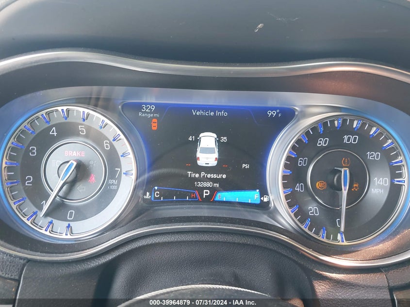 VIN 2C3CCAEG5HH564819 2017 CHRYSLER 300C