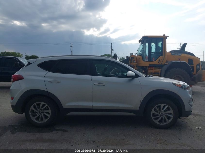 KM8J33A40JU643212 2018 Hyundai Tucson Sel