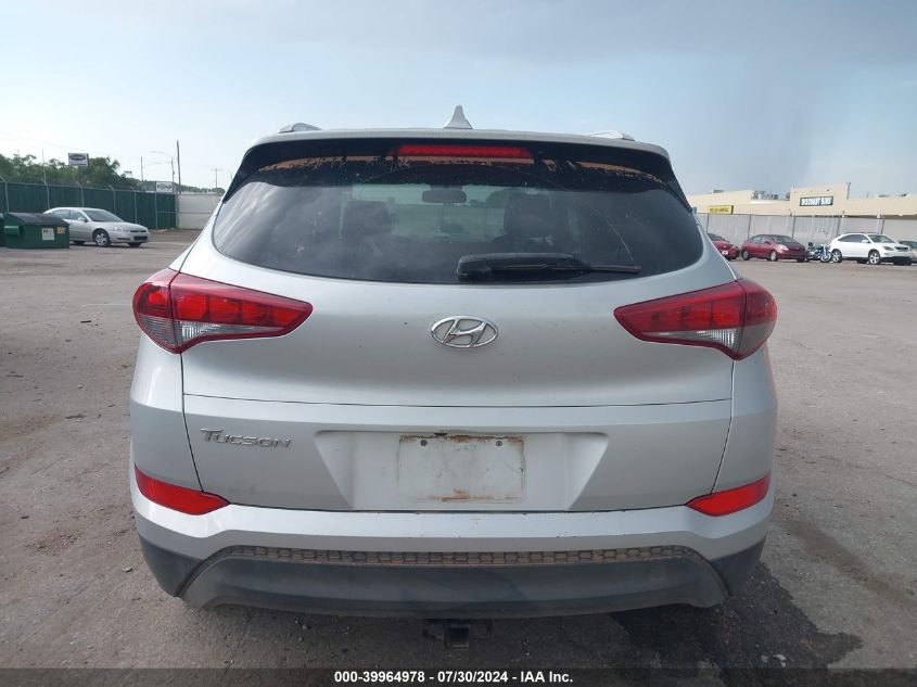 KM8J33A40JU643212 2018 Hyundai Tucson Sel