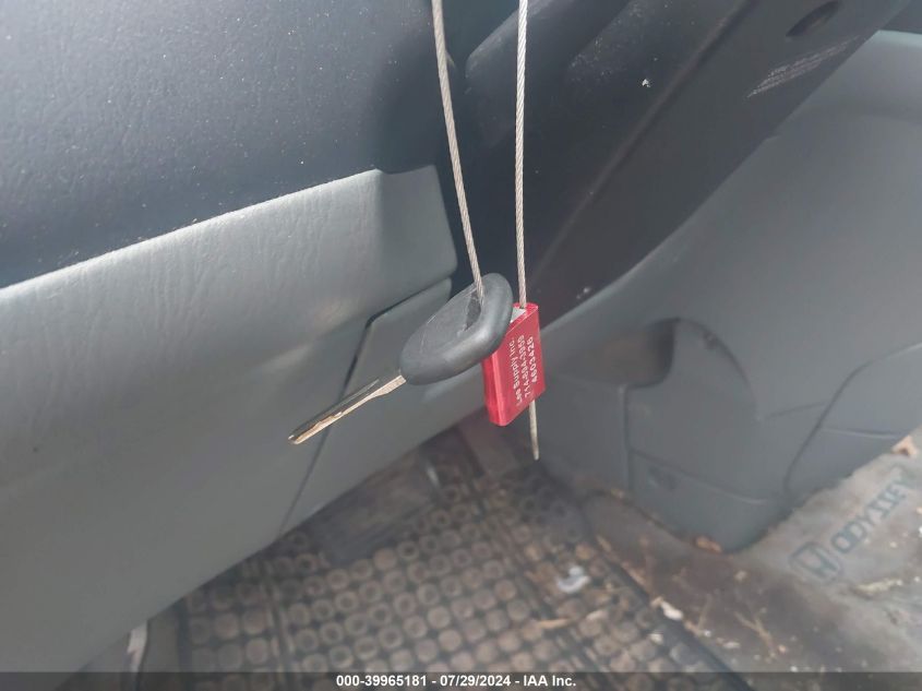 2002 Honda Odyssey Exl VIN: 5FNRL18072B025717 Lot: 39965181