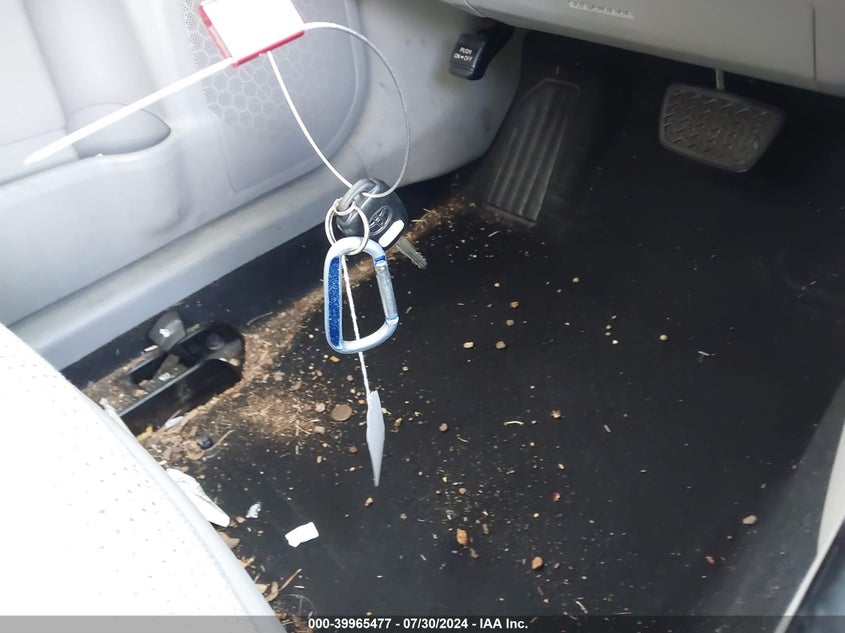 2014 TOYOTA CAMRY LE 4T4BF1FK8ER402176