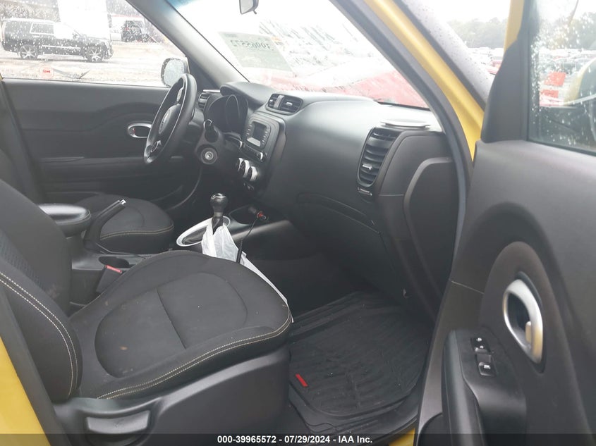 2015 KIA SOUL + - KNDJP3A55F7179406