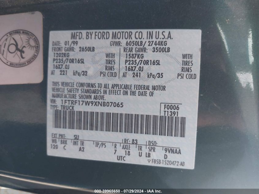1999 Ford F-150 Lariat/Work Series/Xl/Xlt VIN: 1FTRF17W9XNB07065 Lot: 39965650