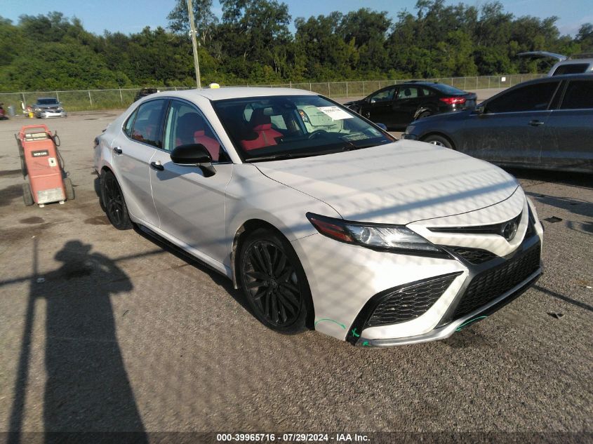 4T1K61AK6MU611187 2021 TOYOTA CAMRY - Image 1