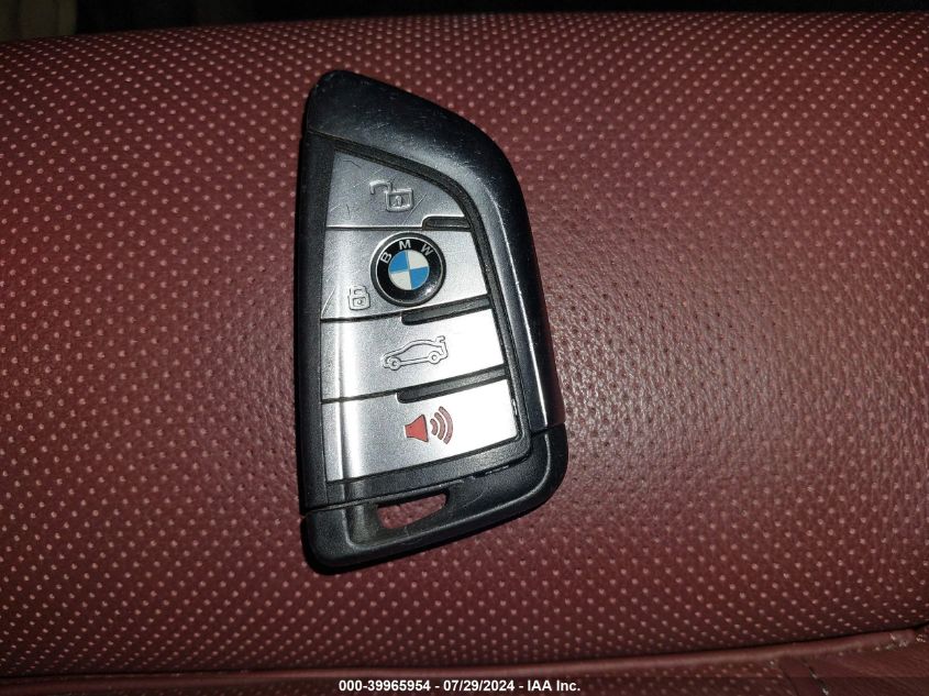 5UXCY8C06M9E17755 2021 BMW X6 M50I