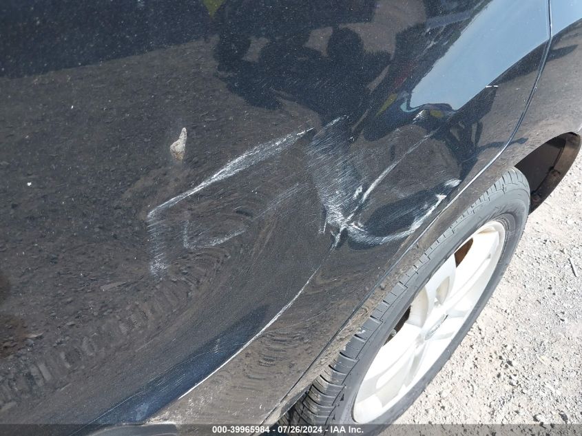 2011 Kia Soul + VIN: KNDJT2A22B7711295 Lot: 39965984