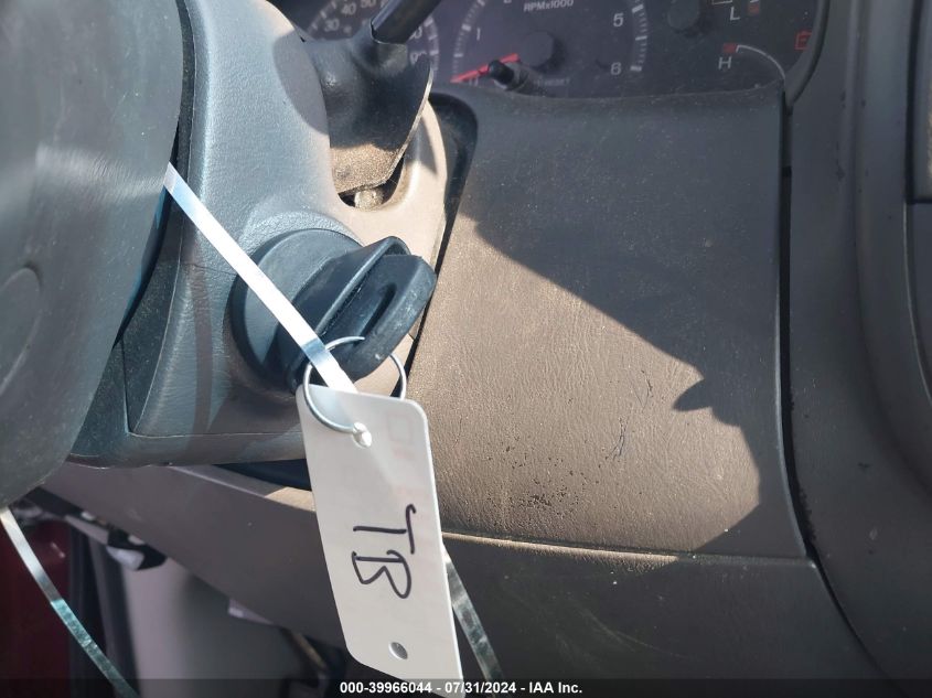 2001 Ford Expedition Xlt VIN: 1FMPU16L11LA15483 Lot: 39966044