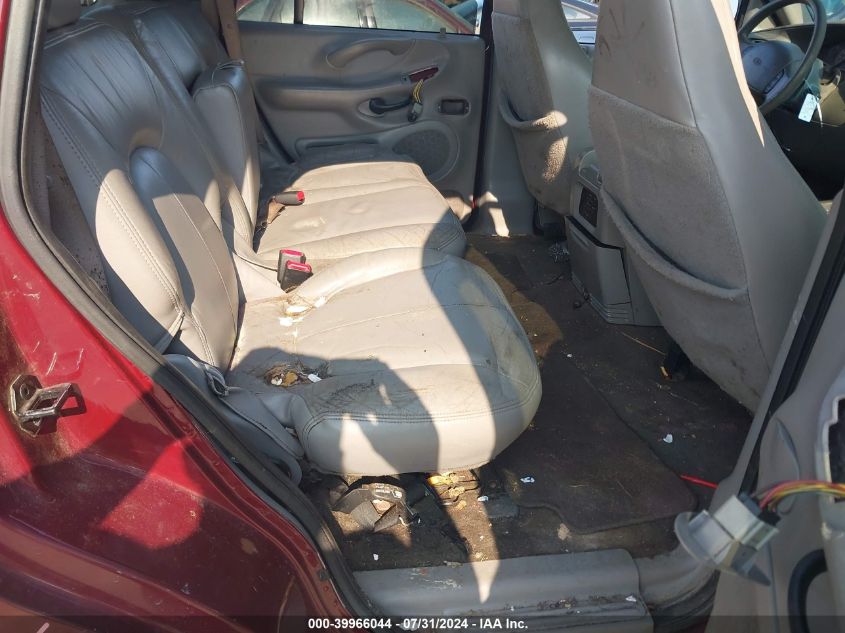 2001 Ford Expedition Xlt VIN: 1FMPU16L11LA15483 Lot: 39966044