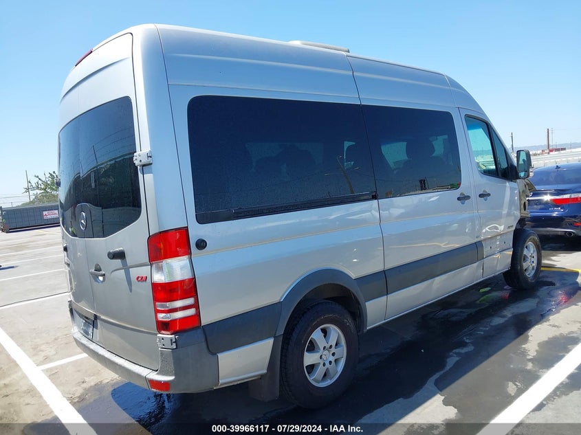 2010 Mercedes-Benz Sprinter 2500 VIN: WDZPE7CC2A5477919 Lot: 39966117