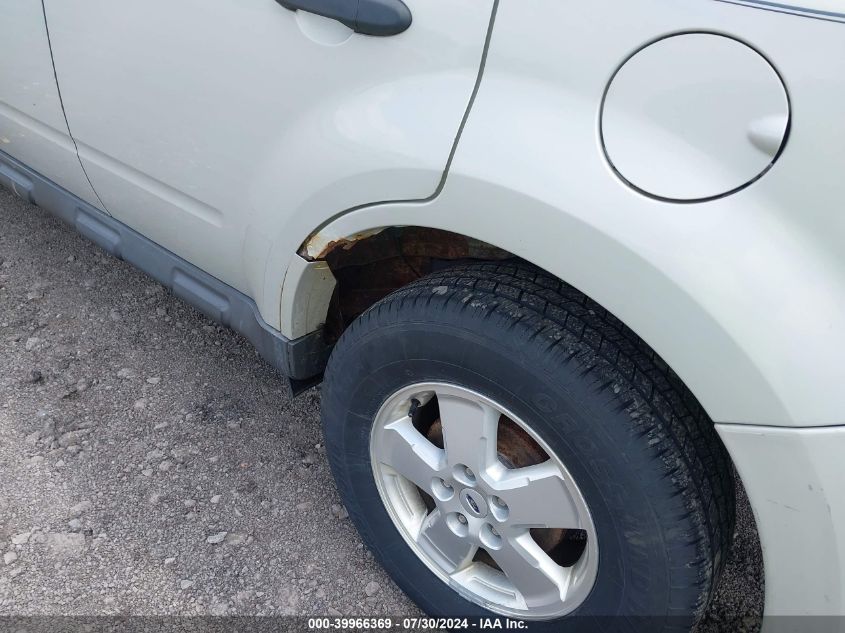 2009 Ford Escape Xlt VIN: 1FMCU93789KA87402 Lot: 39966369