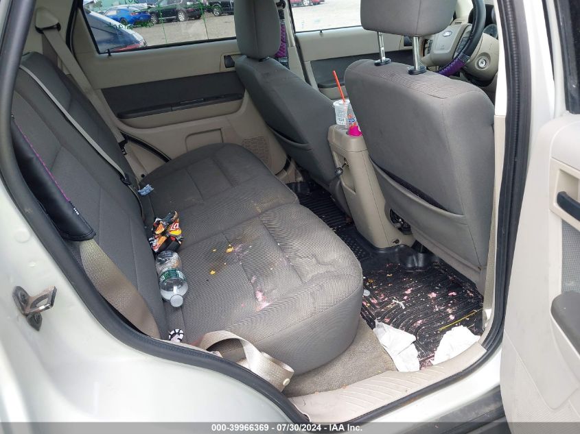 2009 Ford Escape Xlt VIN: 1FMCU93789KA87402 Lot: 39966369