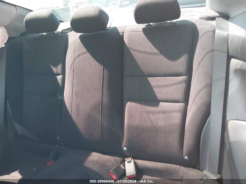 2011 Honda Accord 2.4 Lx-S VIN: 1HGCS1B3XBA011865 Lot: 39966400