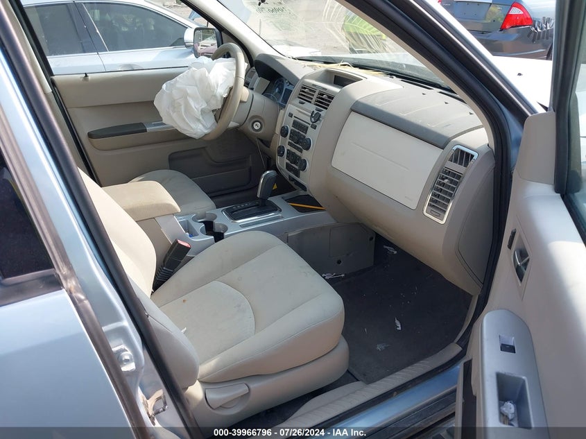 2008 Mercury Mariner VIN: 4M2CU91168KJ15225 Lot: 39966796