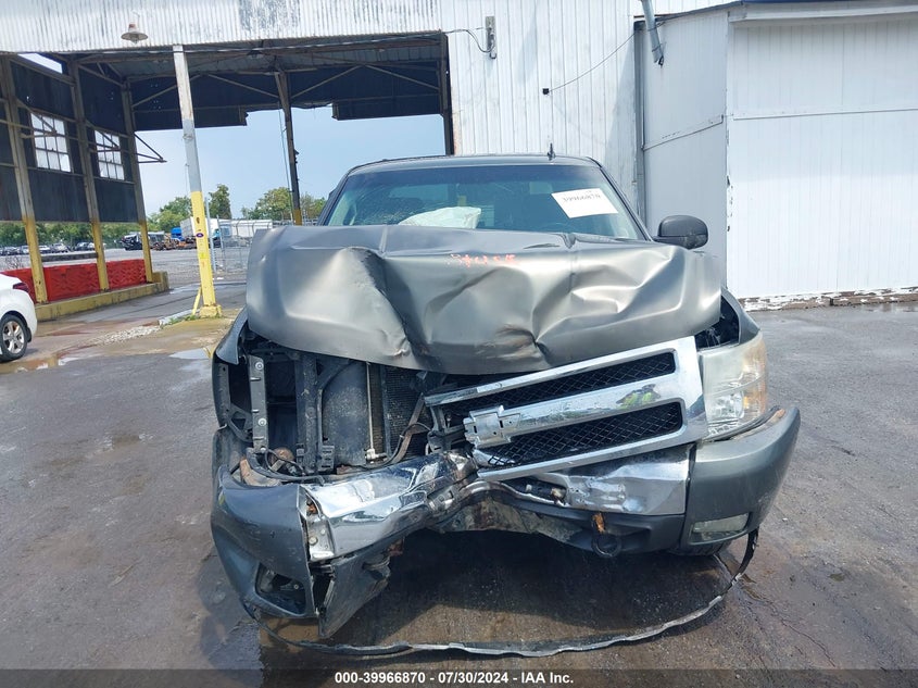2011 Chevrolet Silverado 1500 Lt VIN: 3GCPKSE30BG294702 Lot: 39966870