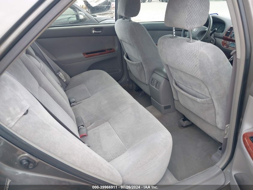 2004 Toyota Camry Xle VIN: 4T1BE32K24U830127 Lot: 39966911