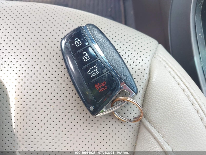 2017 Hyundai Santa Fe Sport 2.4L VIN: 5XYZUDLB8HG457676 Lot: 39966928