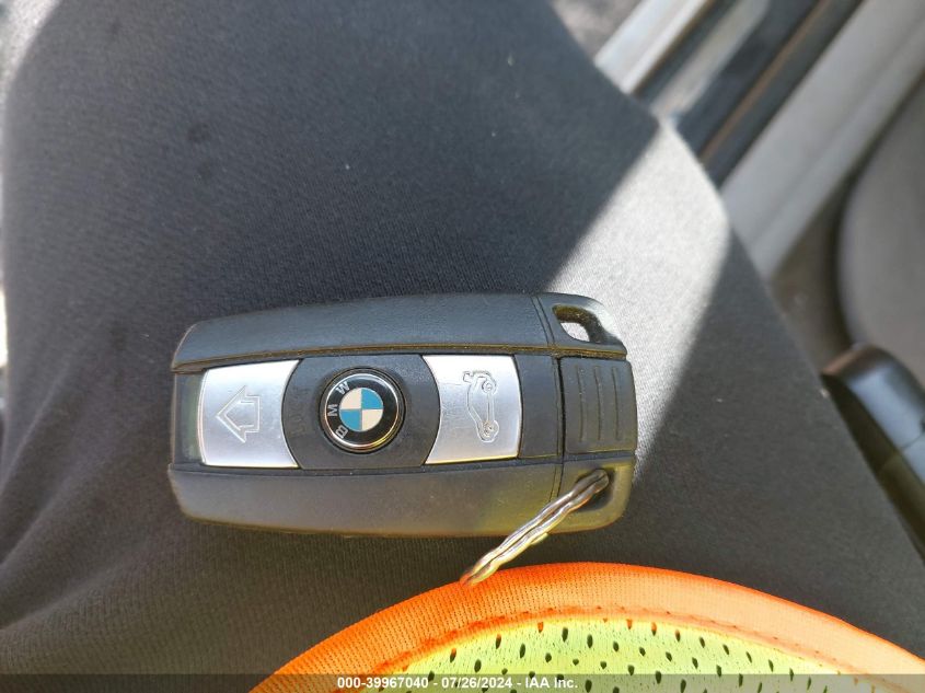 2011 BMW 128I VIN: WBAUN1C5XBVH82250 Lot: 39967040