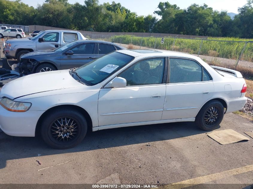 1HGCG5653XA017843 1999 Honda Accord Ex