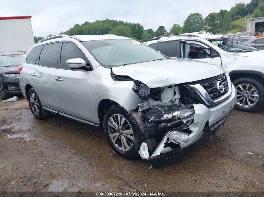 NISSAN PATHFINDER SL 2019