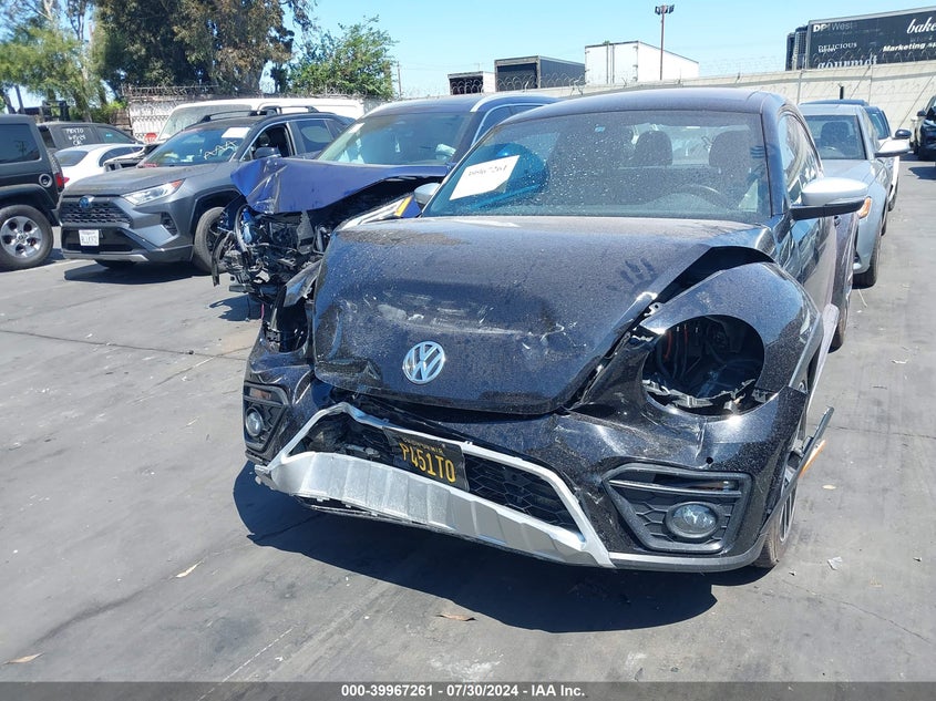 2016 VOLKSWAGEN BEETLE 1.8T DUNE - 3VWS17AT1GM632145
