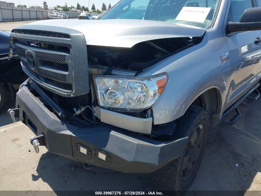 2010 Toyota Tundra Grade 5.7L V8 VIN: 5TFUY5F12AX146075 Lot: 39967276