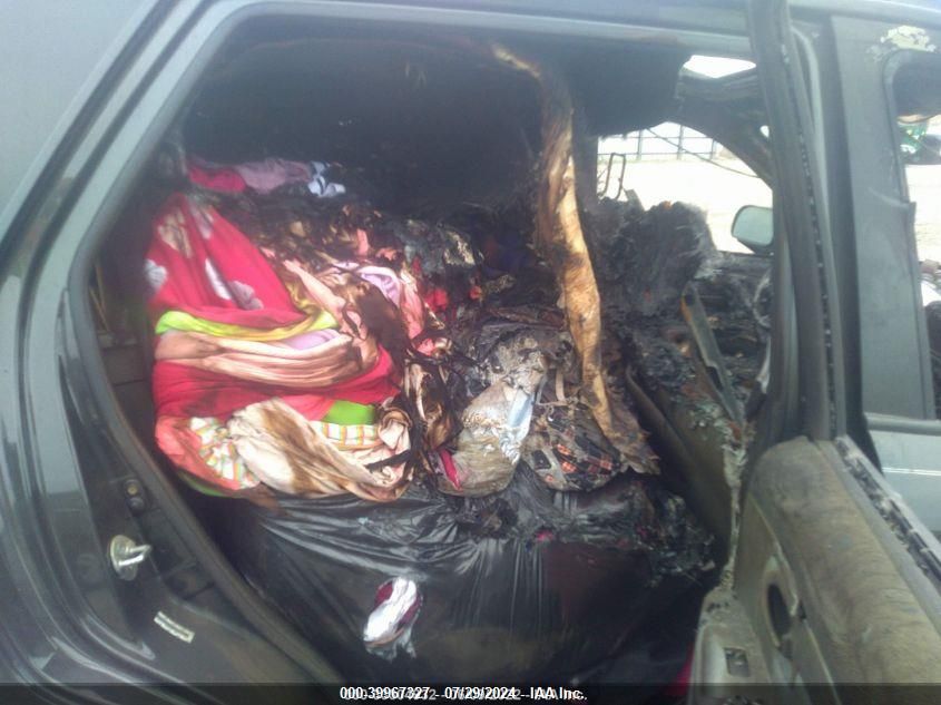 2010 Hyundai Santa Fe Gls VIN: 5NMSGDAB1AH412182 Lot: 39967327