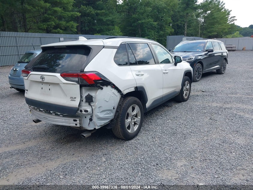VIN 2T3P1RFV0KW033310 2019 TOYOTA RAV4 XLE