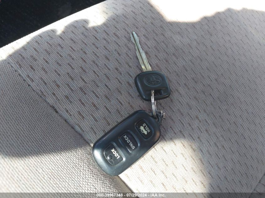 2004 Toyota Camry Le/Se/Std/Xle VIN: 4T1BE32KX4U843756 Lot: 39967348