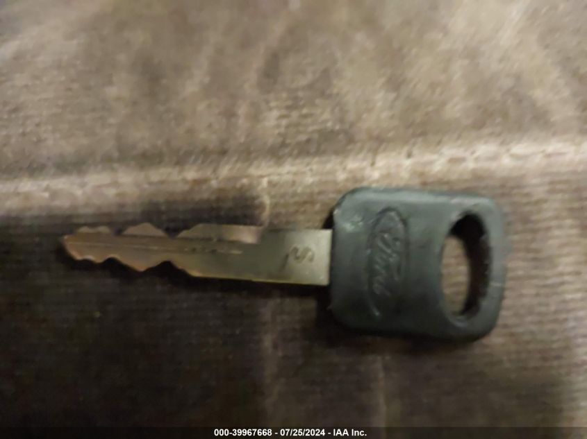 1996 Ford Taurus Gl VIN: 1FALP52U4TG262191 Lot: 39967668