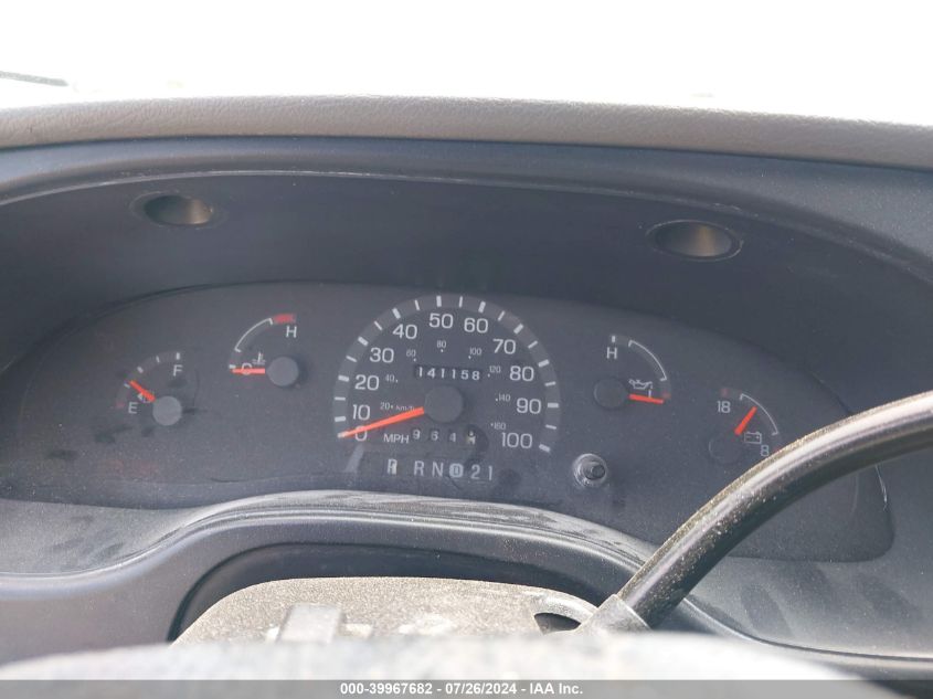 2000 Ford E-250 Commercial VIN: 1FTNE2424YHB16474 Lot: 39967682