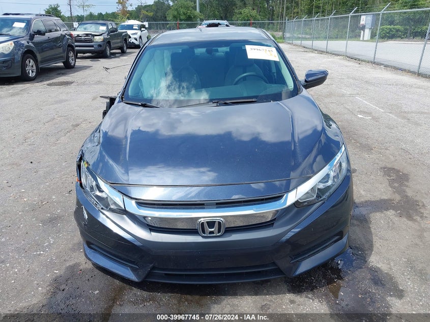 VIN 2HGFC2F53JH579497 2018 HONDA CIVIC LX