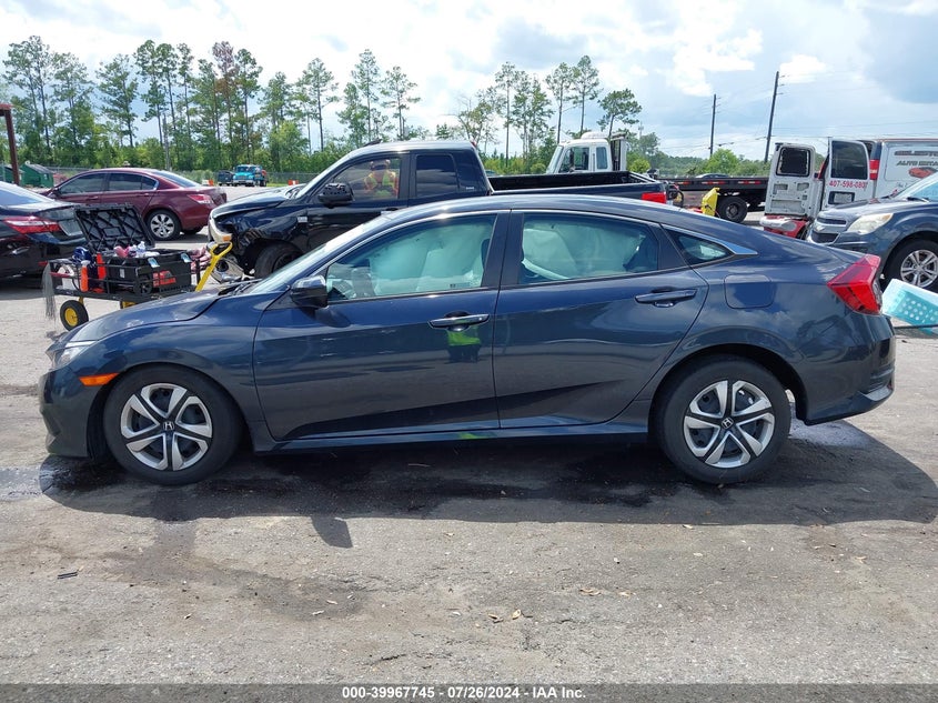 VIN 2HGFC2F53JH579497 2018 HONDA CIVIC LX