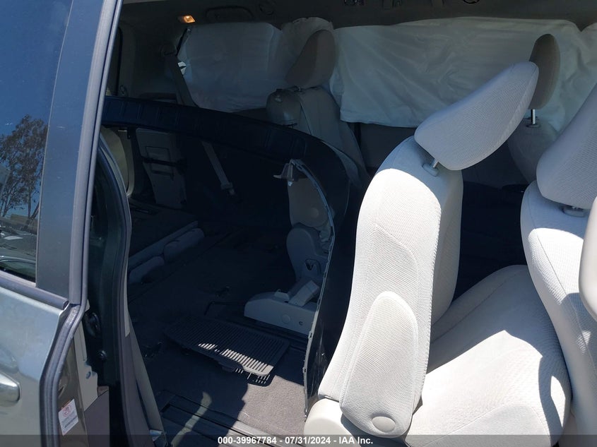 2012 Toyota Sienna Le V6 8 Passenger VIN: 5TDKK3DC3CS267661 Lot: 39967784