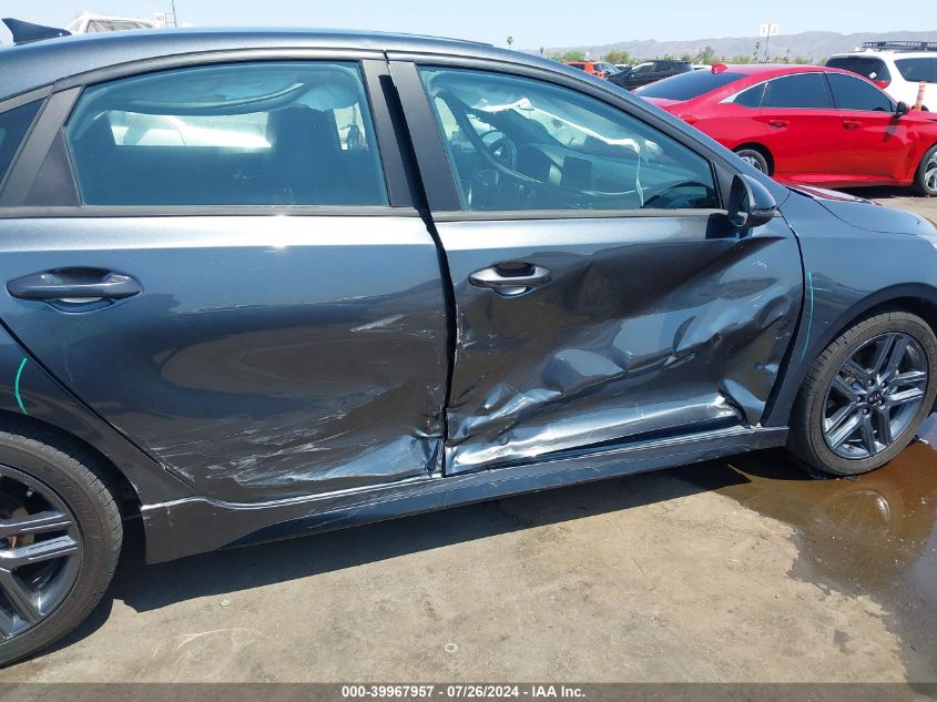 2021 Kia Forte Gt-Line VIN: 3KPF34AD8ME317239 Lot: 39967957