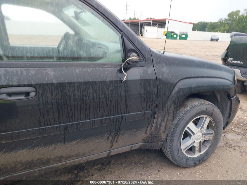 2007 Chevrolet Trailblazer Ls VIN: 1GNDS13S372294689 Lot: 39967981