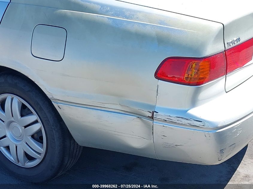 2000 Toyota Camry Le VIN: JT2BG22K1Y0513339 Lot: 39968262