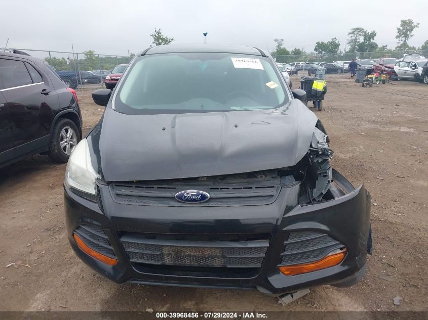 2013 Ford Escape S VIN: 1FMCU0F77DUB45021 Lot: 39968456