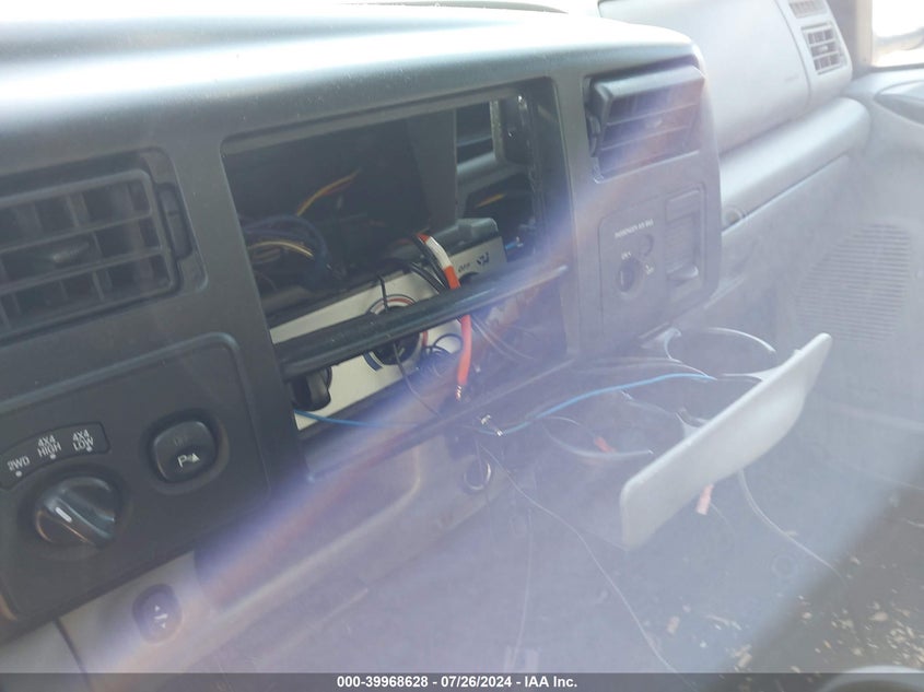 2003 Ford F250 Super Duty VIN: 1FTNX21PX3EB36586 Lot: 39968628