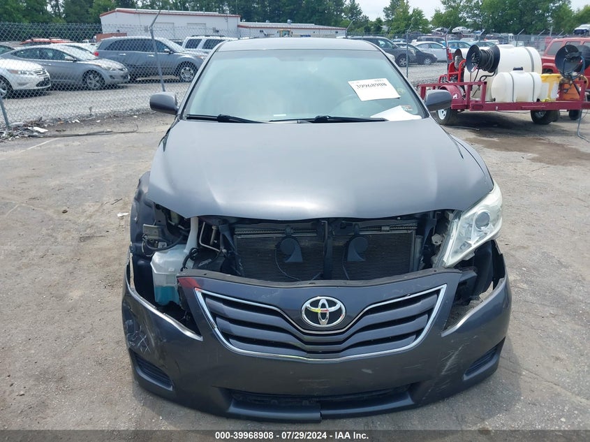 2010 Toyota Camry Le VIN: 4T1BF3EK2AU018850 Lot: 39968908