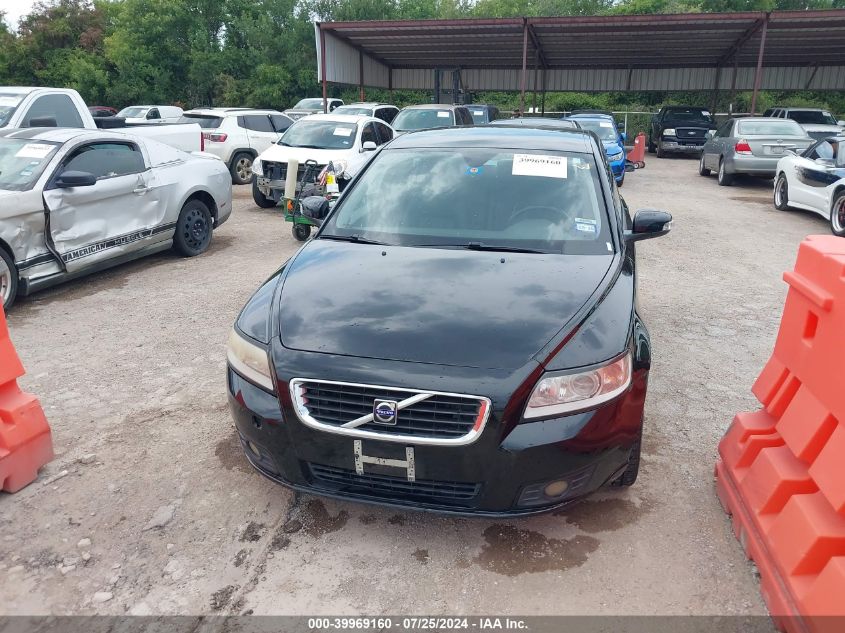 2010 Volvo V50 2.4I VIN: YV1382MW5A2532764 Lot: 39969160