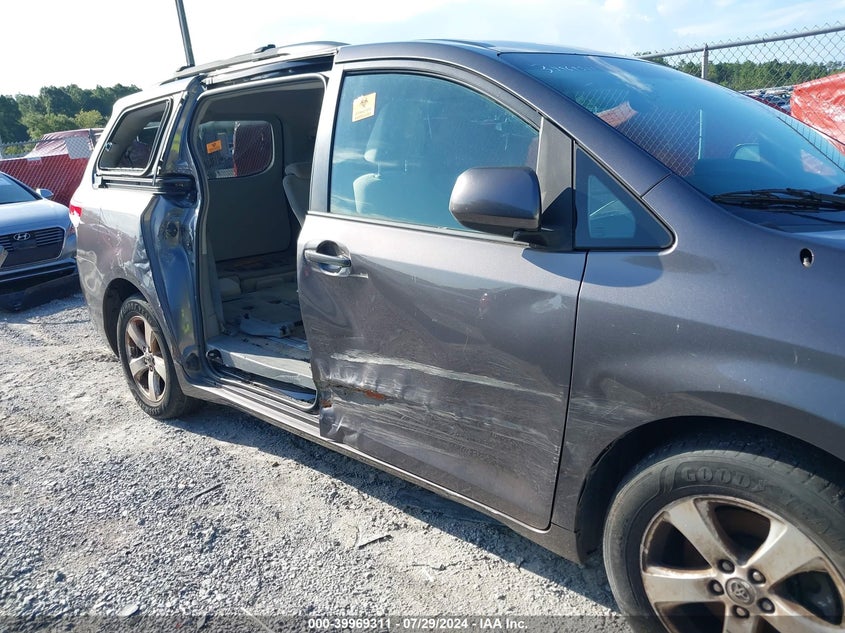 2012 Toyota Sienna Le VIN: 5TDKK3DC4CS268186 Lot: 39969311