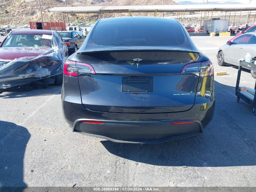 2024 Tesla Model Y Long Range Dual Motor All-Wheel Drive VIN: 7SAYGDEE0RF065345 Lot: 39969394