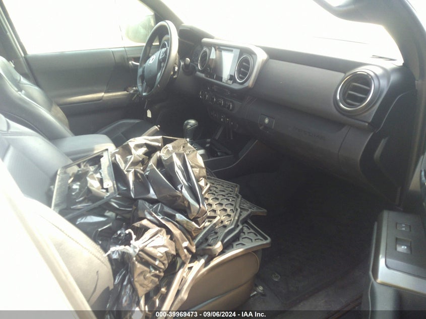 2018 TOYOTA TACOMA SR5 - 5TFDZ5BN9JX035710