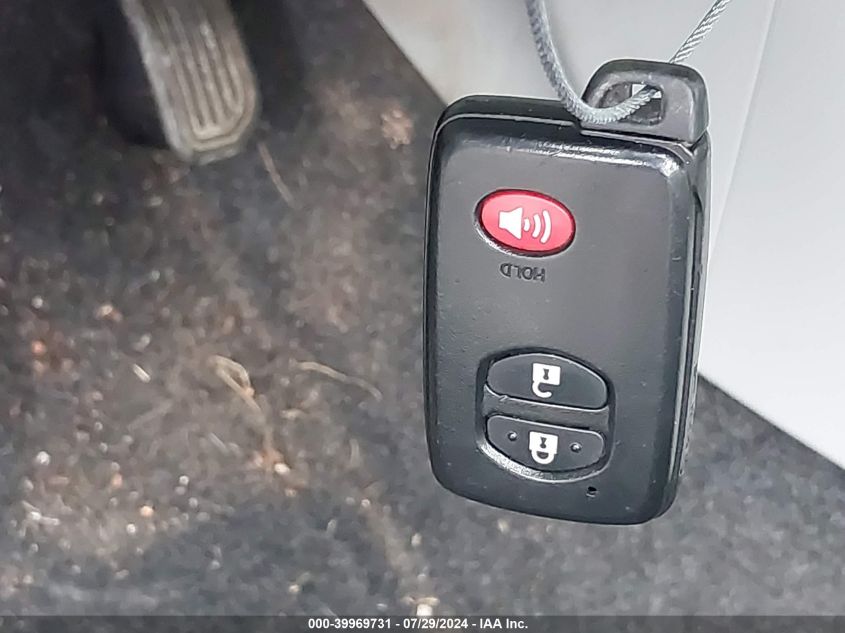 2014 Toyota Prius VIN: JTDKN3DU1E1740036 Lot: 39969731