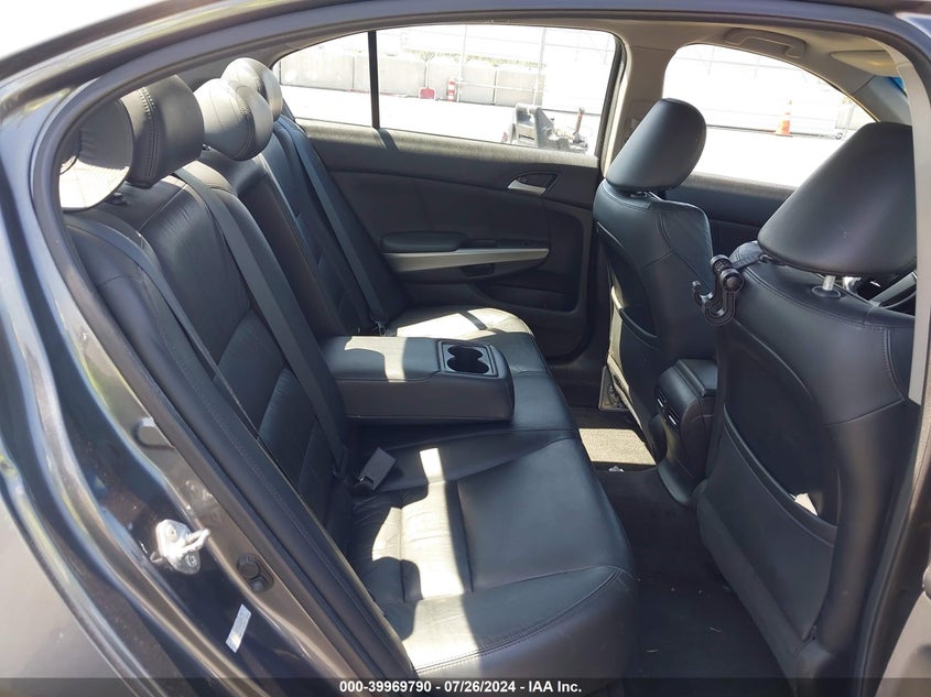 2010 Honda Accord Exl VIN: 1HGCP3F88AA024633 Lot: 39969790